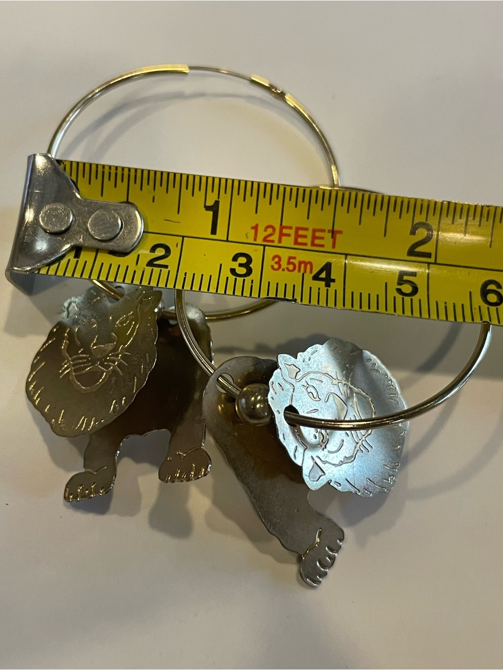 Vintage Lion Gold Tone Dangling Hoop Pierced Earrings #0263 👑 BEST PRICE - Picture 6 of 10